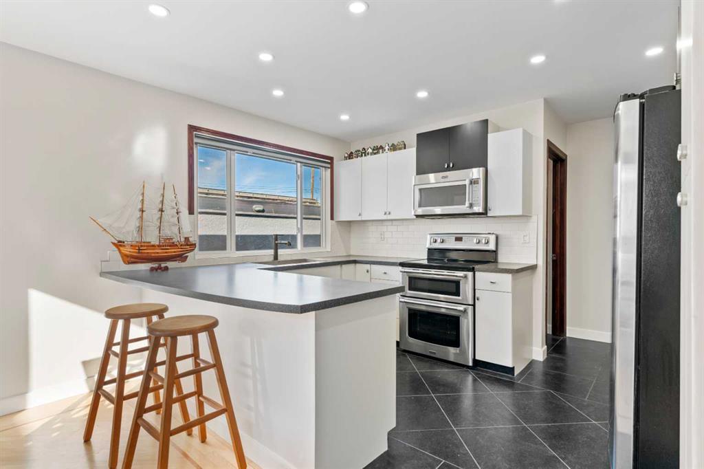 436 Attica Drive Southeast, Calgary – Residential Detached Listing Photo 6