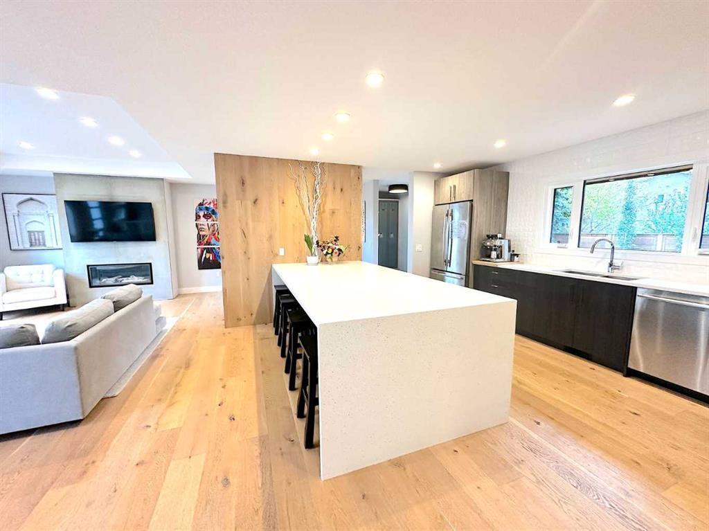 139 Wildwood Drive Southwest, Calgary – Residential Detached Listing Photo 12