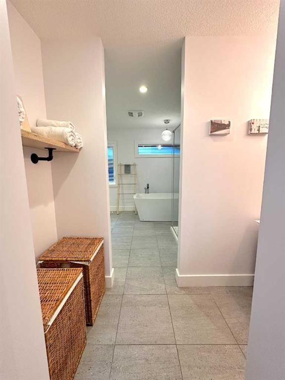 139 Wildwood Drive Southwest, Calgary – Residential Detached Listing Photo 17