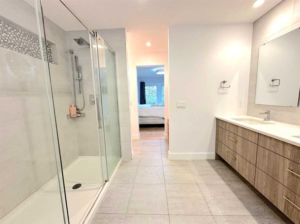 139 Wildwood Drive Southwest, Calgary – Residential Detached Listing Photo 19