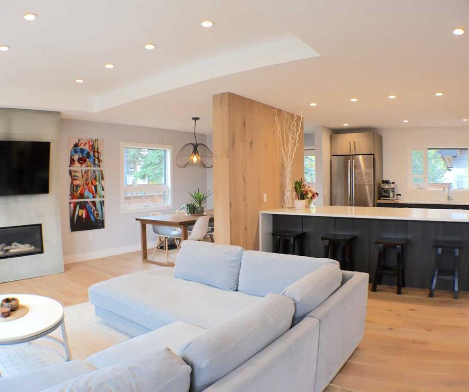 139 Wildwood Drive Southwest, Calgary – Residential Detached Listing Photo 6