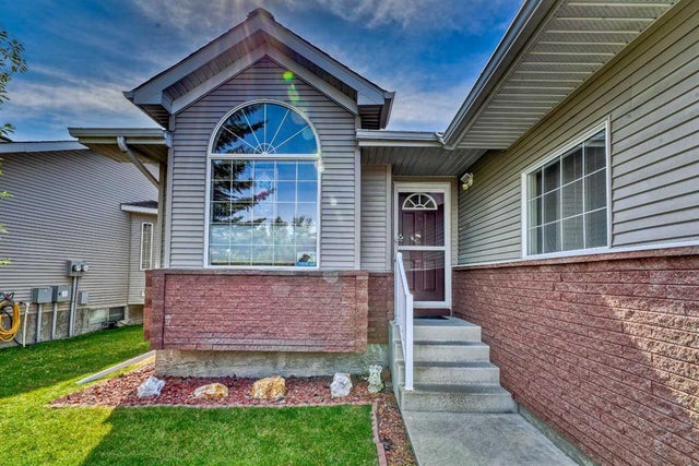 7 Scotia Landing Nw, Calgary