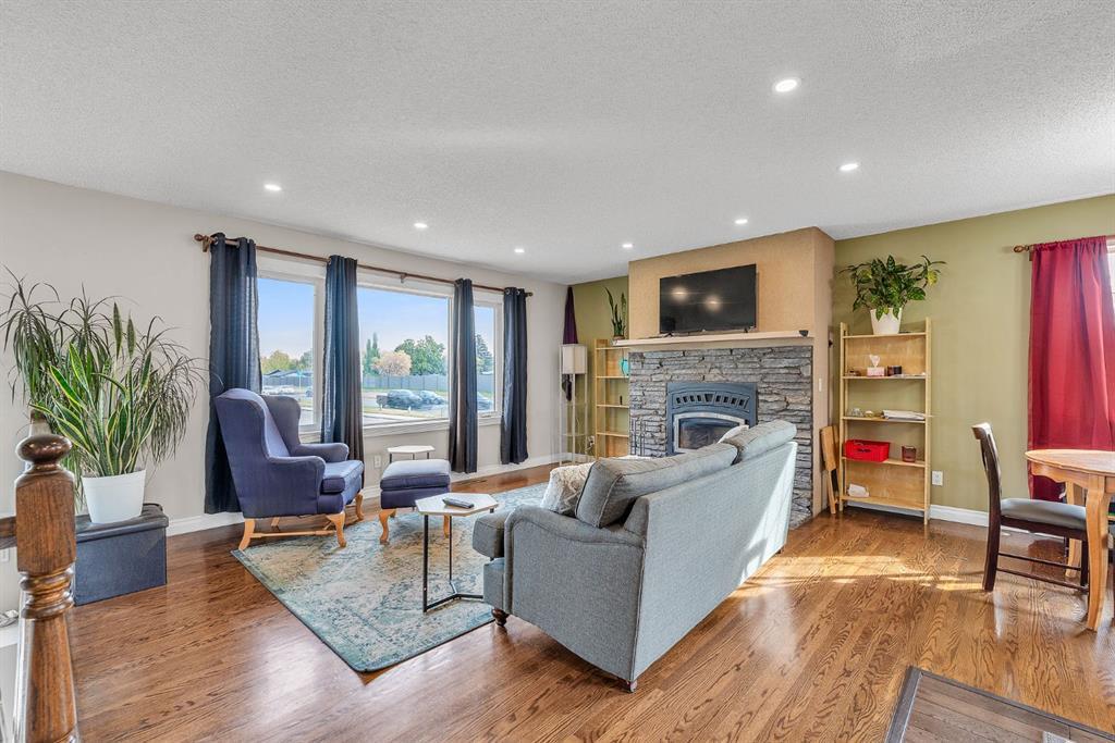 9883 Athens Road Southeast, Calgary – Residential Detached Listing Photo 4