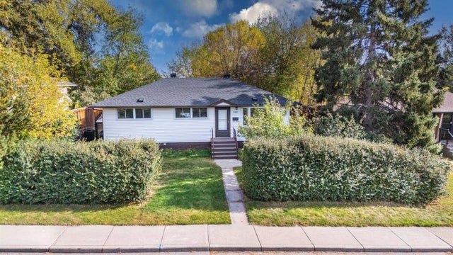 5308 Thornbriar Road Nw, Calgary