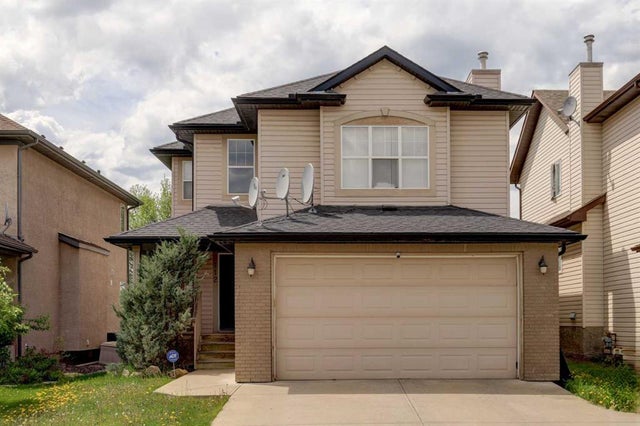 112 Cougarstone Manor Sw, Calgary