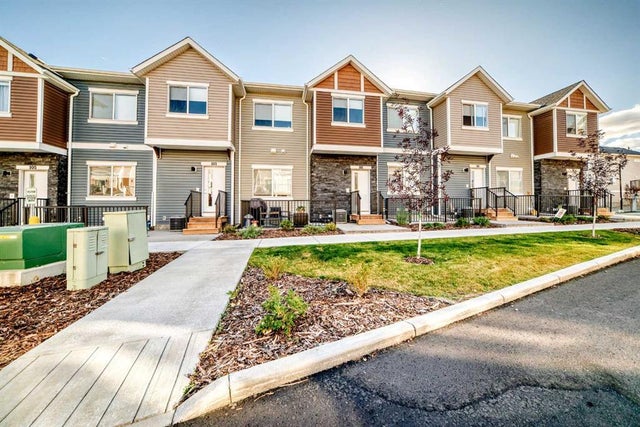 101 Tuscany Summit Square Nw, Calgary