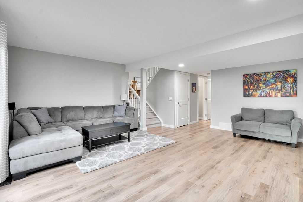 229 Wood Valley Place Southwest, Calgary – Residential Detached Listing Photo 21