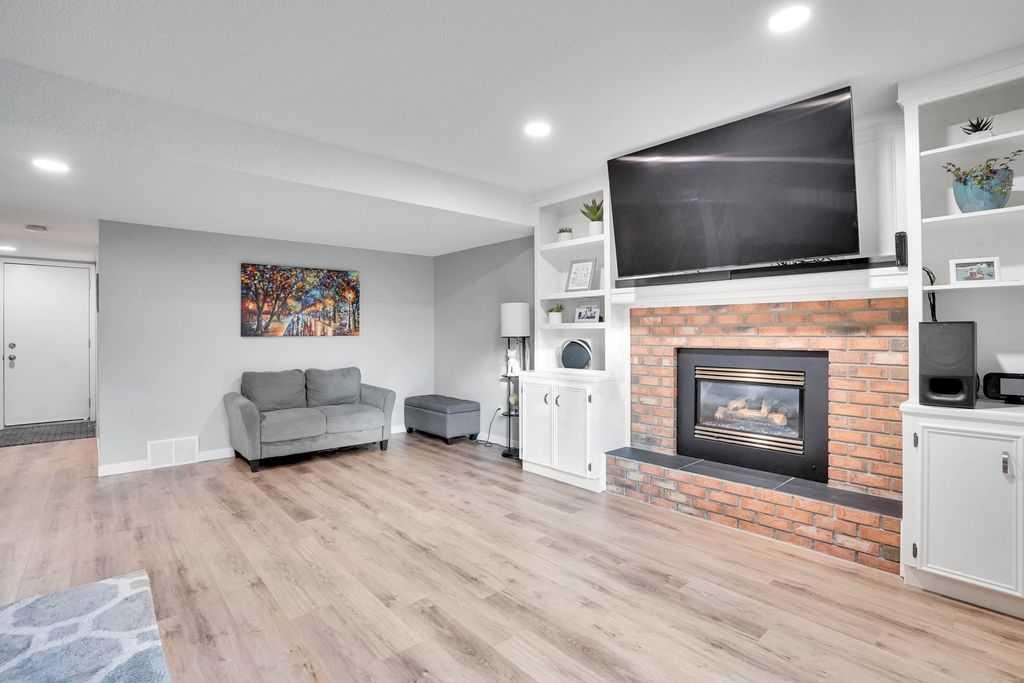 229 Wood Valley Place Southwest, Calgary – Residential Detached Listing Photo 22