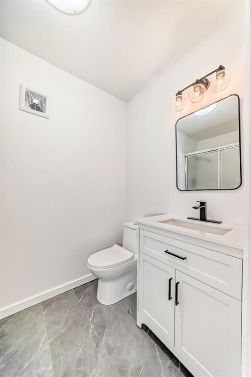 15a Arlington Bay Southeast, Calgary – Residential Semi Detached Listing Photo 9