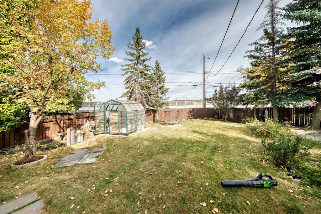 15a Arlington Bay Southeast, Calgary – Residential Semi Detached Listing Photo 22