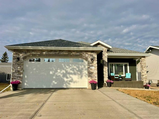 5132 54 Avenue, Viking