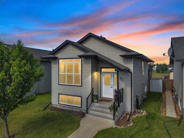 82 Hinshaw Drive W, Sylvan Lake