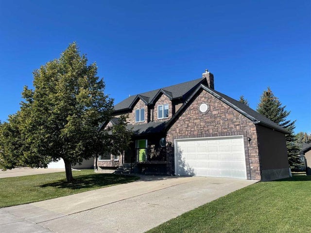 353 9 Street W, Cardston