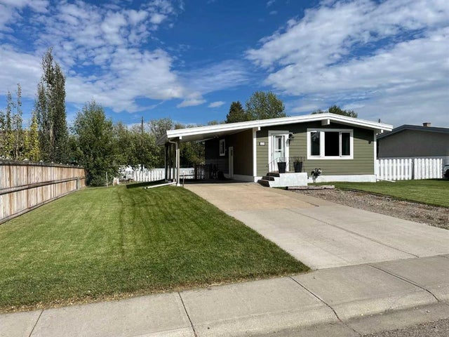 520 6 Street W, Cardston
