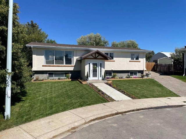 234 9 Street W, Cardston