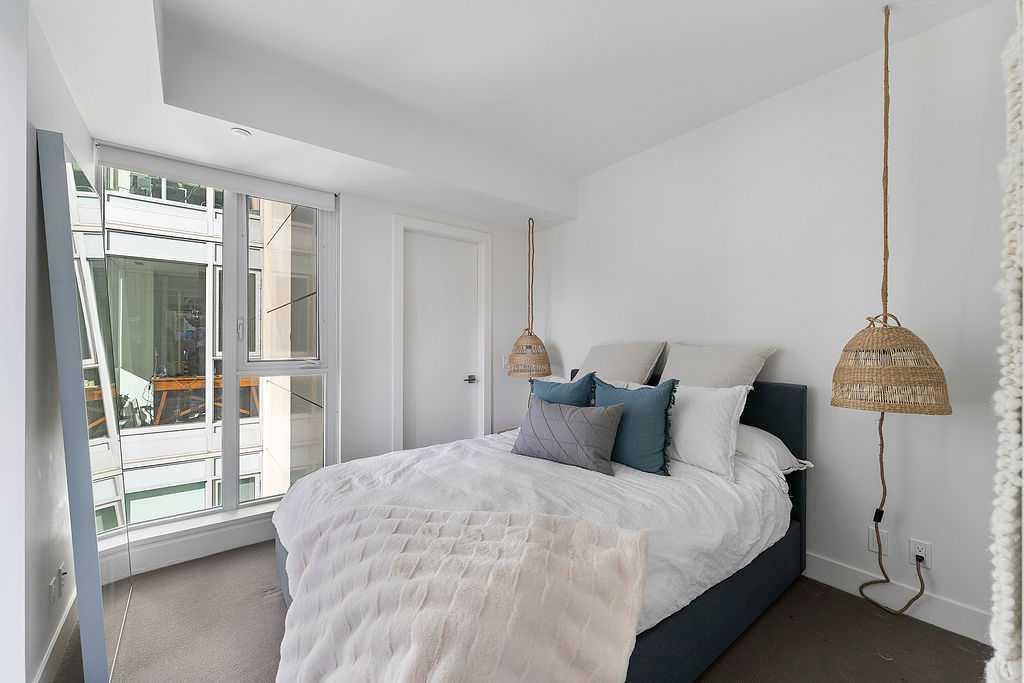 1207, 1025 5 Avenue Southwest, Calgary – Residential Apartment Listing Photo 2