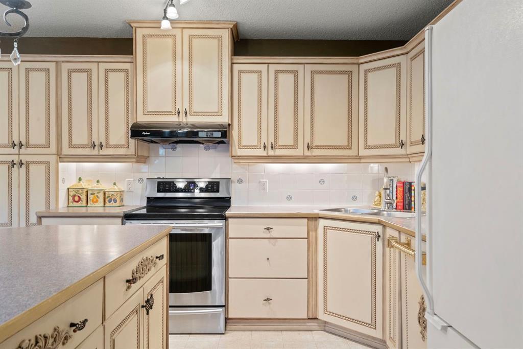 146114 288 Street W, Priddis – Residential Detached Listing Photo 15