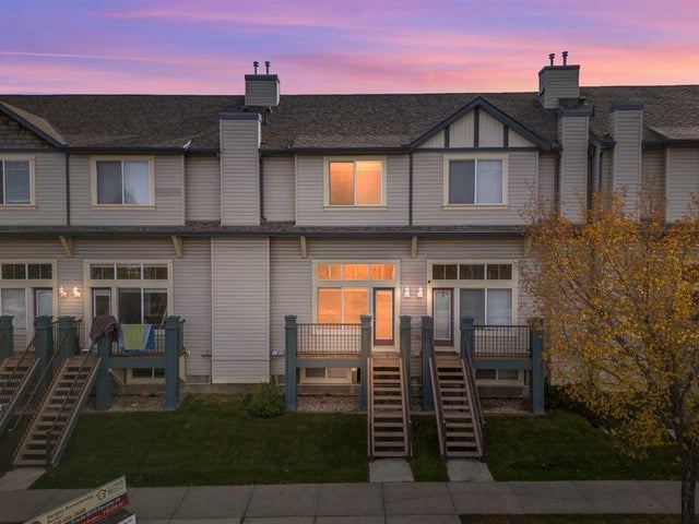 213 Copperfield Lane Se, Calgary