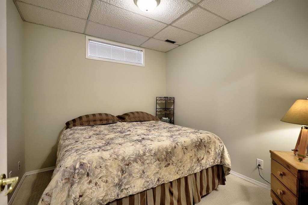 82 Mt Gibraltar Heights Southeast, Calgary – Residential Detached Listing Photo 50