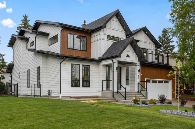 12 Vardana Place Nw, Calgary