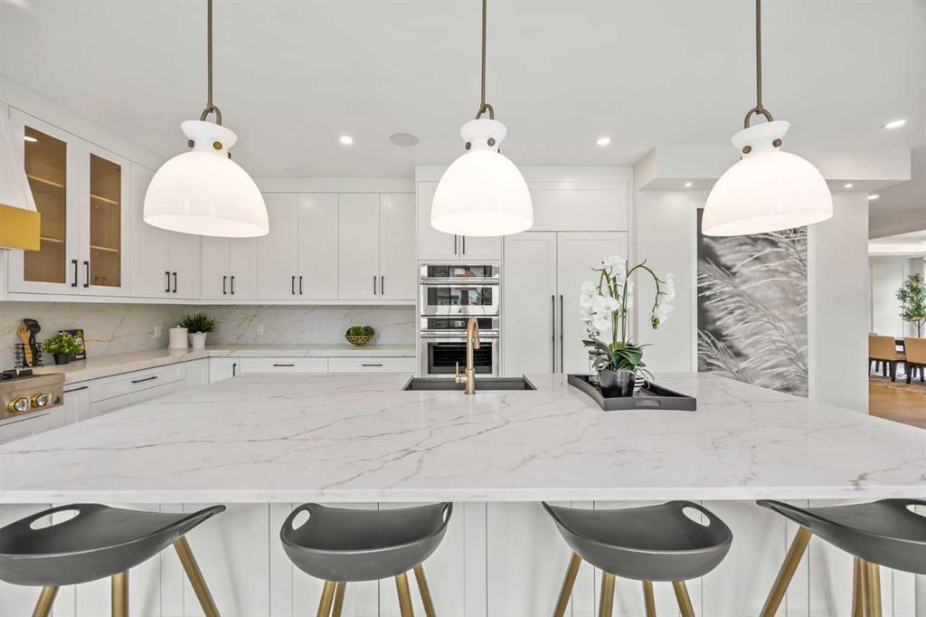 12 Vardana Place Northwest, Calgary – Residential Detached Listing Photo 13