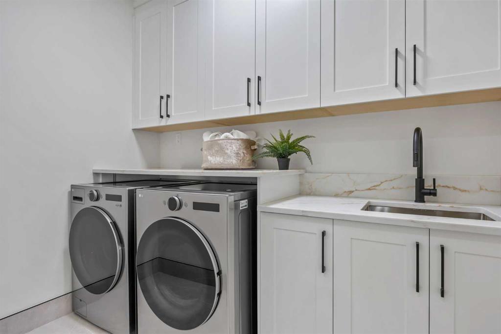 12 Vardana Place Northwest, Calgary – Residential Detached Listing Photo 23