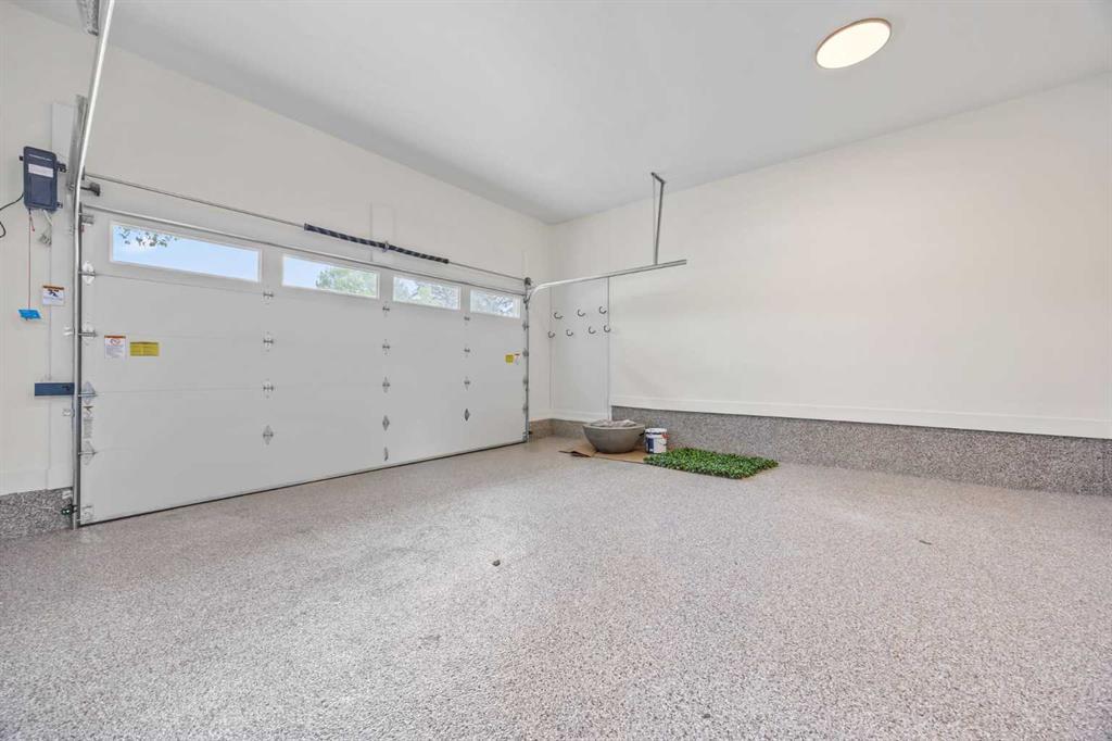 12 Vardana Place Northwest, Calgary – Residential Detached Listing Photo 38