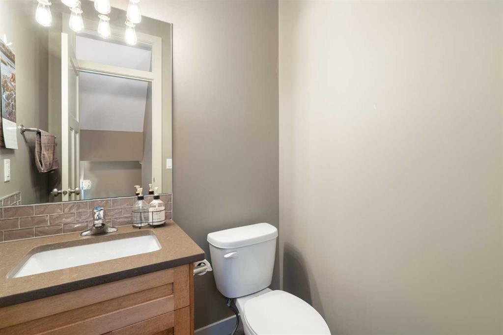 1, 4728 17 Avenue Northwest, Calgary – Residential Row/Townhouse Listing Photo 13