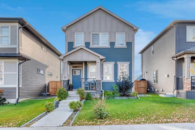 21 Juniper Street, Okotoks