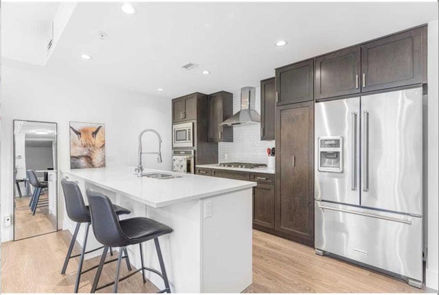 106, 3320 3 Avenue Nw, Calgary