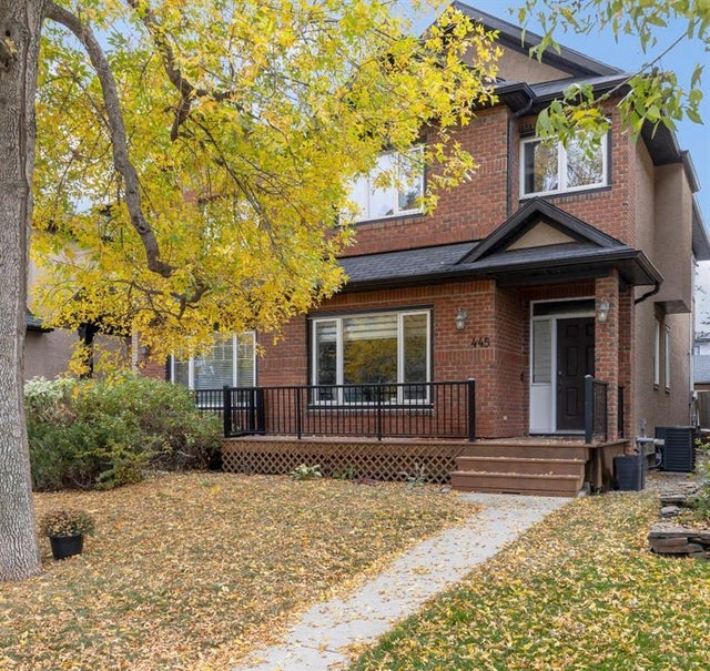 445 24 Avenue Ne, Calgary