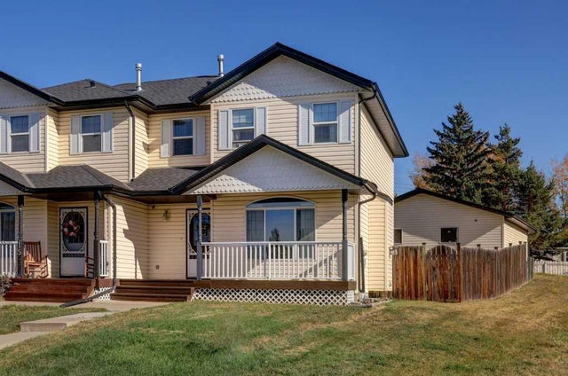 13 Ross Place, Crossfield