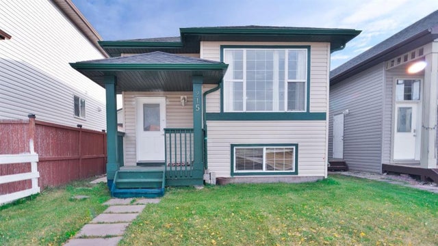 215 Taravista Drive, Calgary