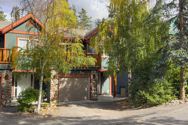 13, 1022 Rundleview Drive, Canmore