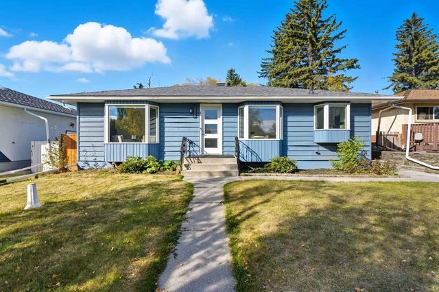 2009 Cottonwood Crescent Se, Calgary