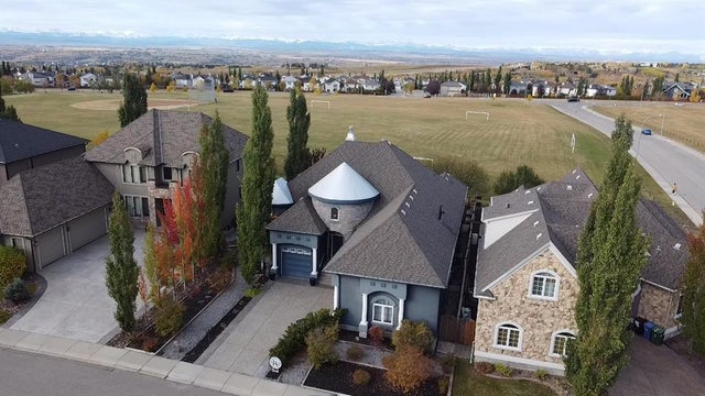7 Rockcliff Landing Nw, Calgary