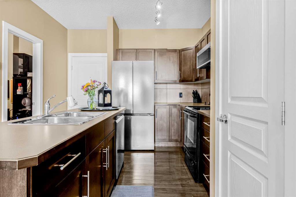 306, 10 Panatella Road Northwest, Calgary – Residential Apartment Listing Photo 6