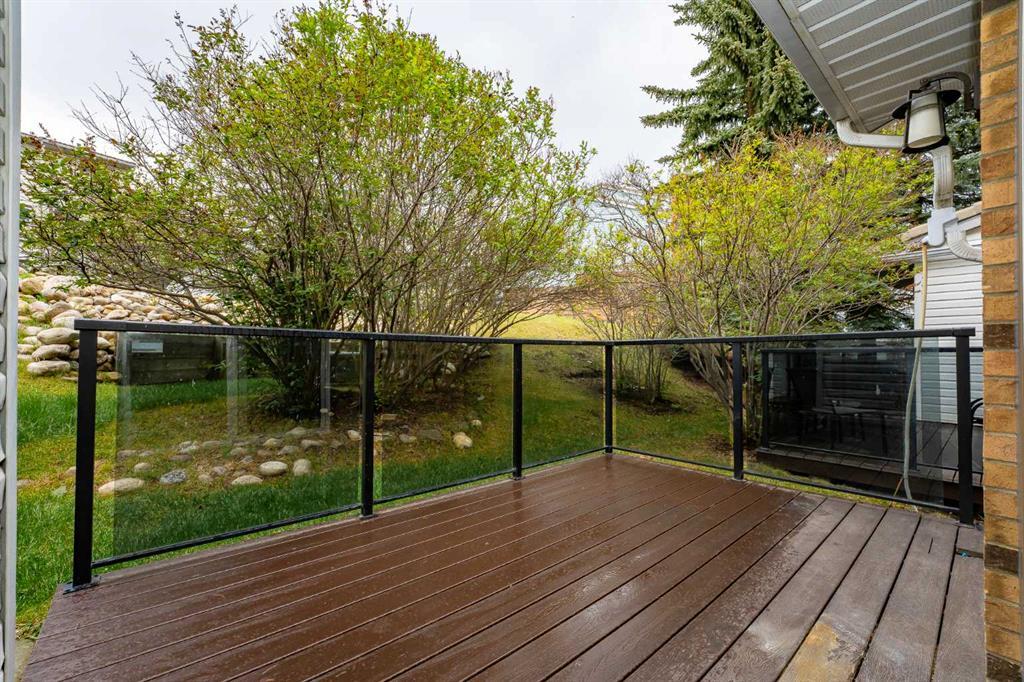 215 Coachway Lane Southwest, Calgary – Residential Row/Townhouse Listing Photo 43