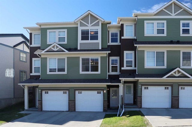 243 Sage Hill Grove Nw, Calgary
