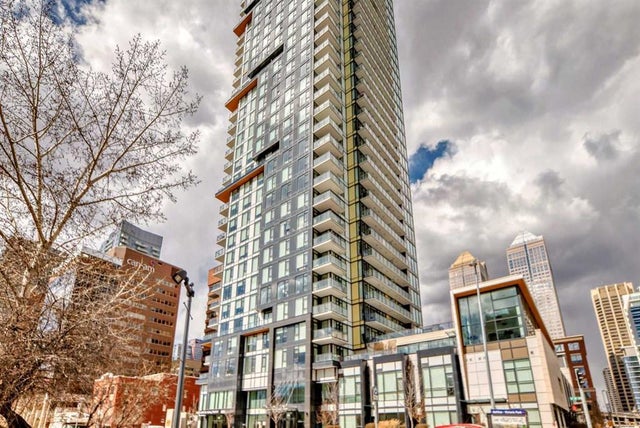 2003, 310 12 Avenue Sw, Calgary