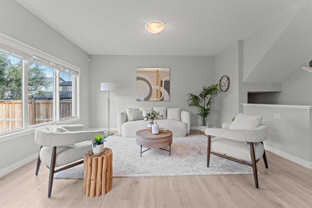 23 Seton Rise Se, Calgary