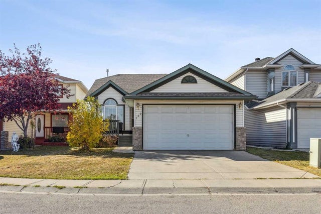 132 San Diego Green Ne, Calgary