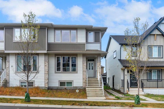 17 Veranda Boulevard Sw, Calgary