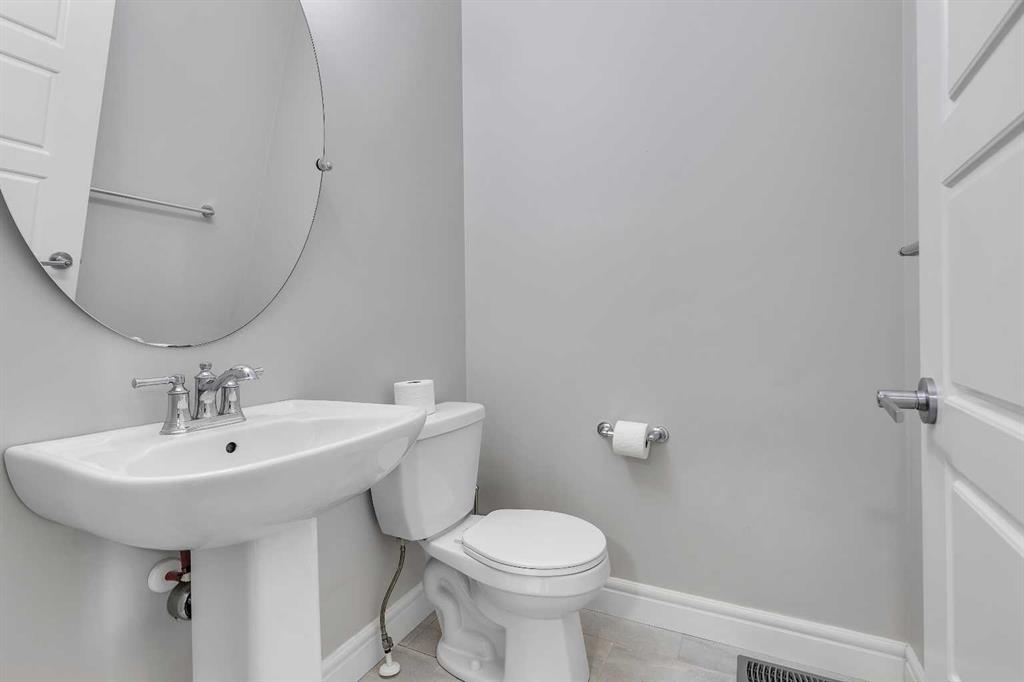 41 Sunrise Heights, Cochrane – Residential Semi Detached Listing Photo 9