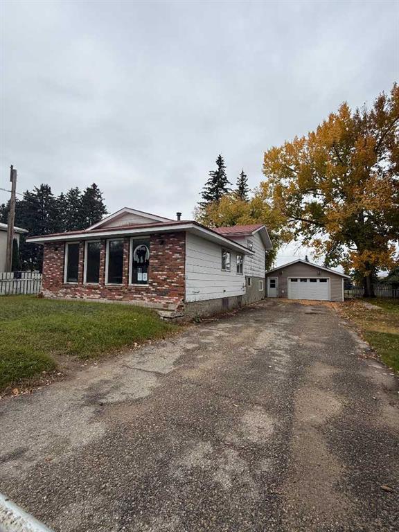 4616 55 Ave, Whitecourt
