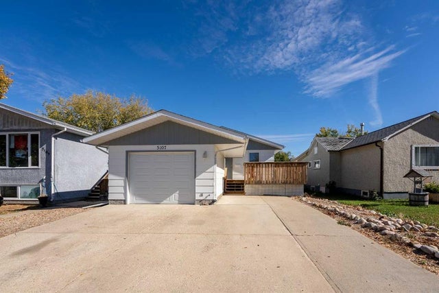 5107 53 Street, Taber