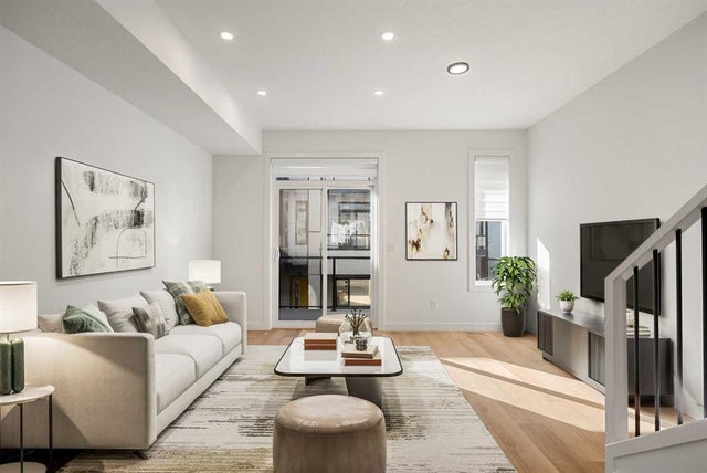 302, 550 Seton Circle Se, Calgary