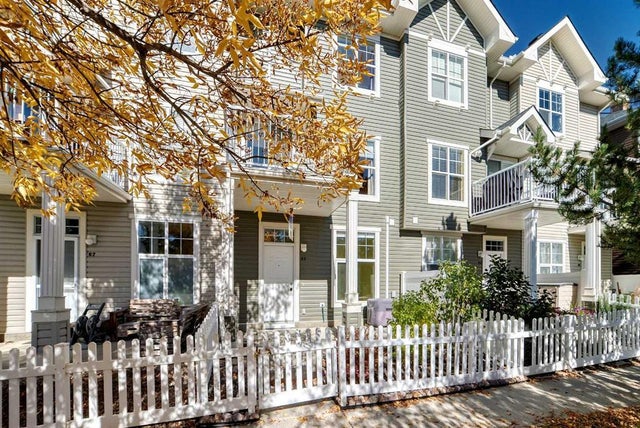 63 Toscana Gardens Nw, Calgary