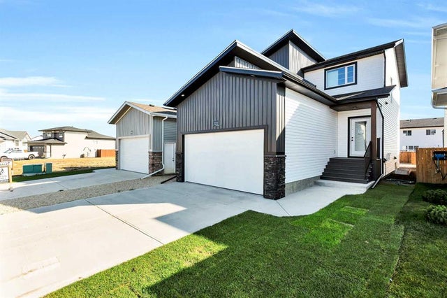 122 Norseman Close, Penhold