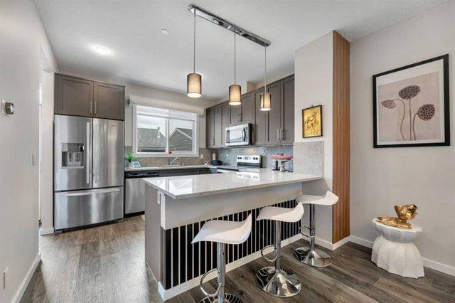 784 Livingston Hill Ne, Calgary